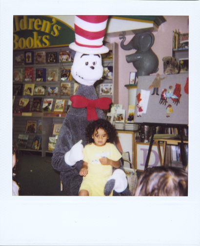 Mari meets The Cat In the Hat!