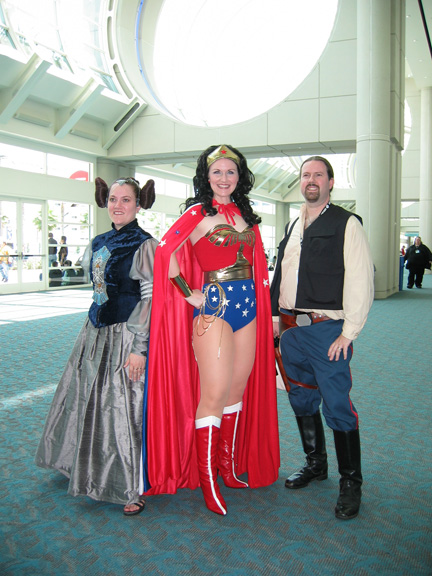 Wonder Woman and Han Solo visit the con!