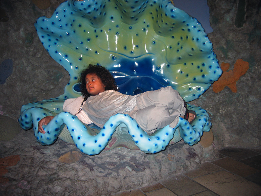 Mari visits Monterey Aquarium!