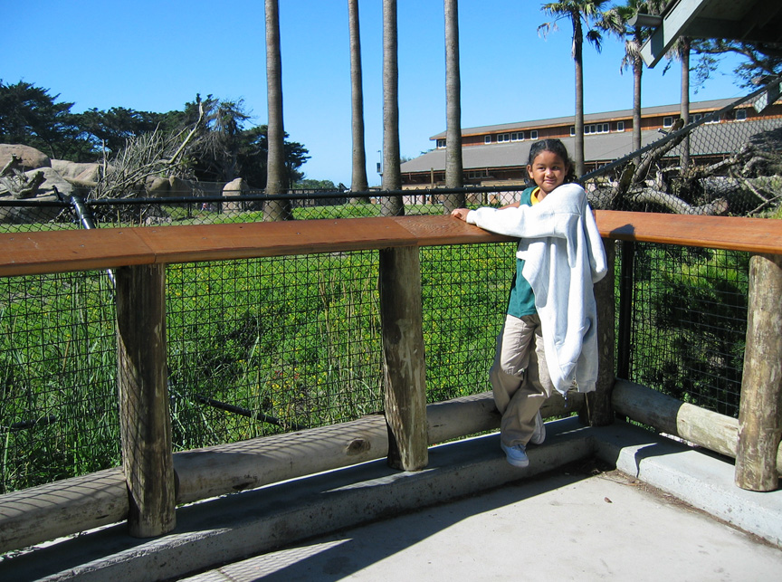 Mari visits the San Francisco Zoo!