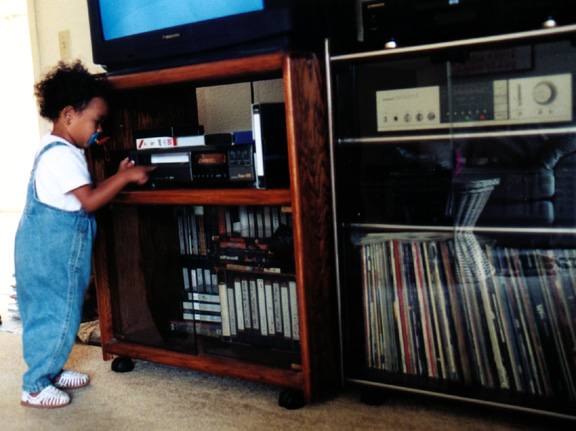 Mari figures out how to use my vcr!
